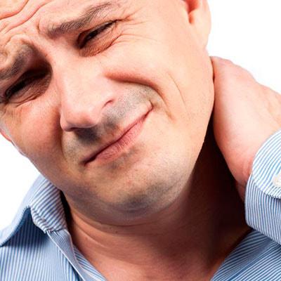 Мобильные телефоны виновны в возникновении «синдрома SMS-шеи»