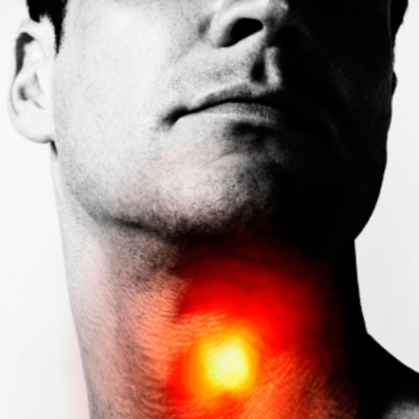 Болит горло, больно глотать: чем лечить горло?