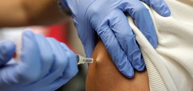 Жительницам Сибири сделают прививку от рака шейки матки