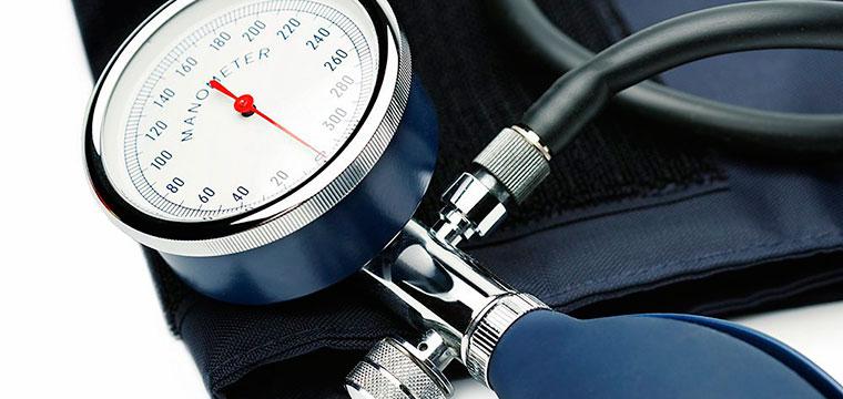 Артериальная гипертония ведет к старению мозга