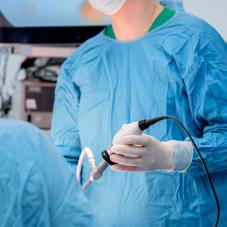 Иссечение свища прямой кишки