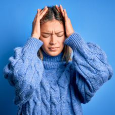 Что точно не нужно делать, если болит голова