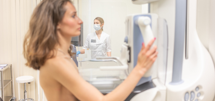 Как провериться на рак груди