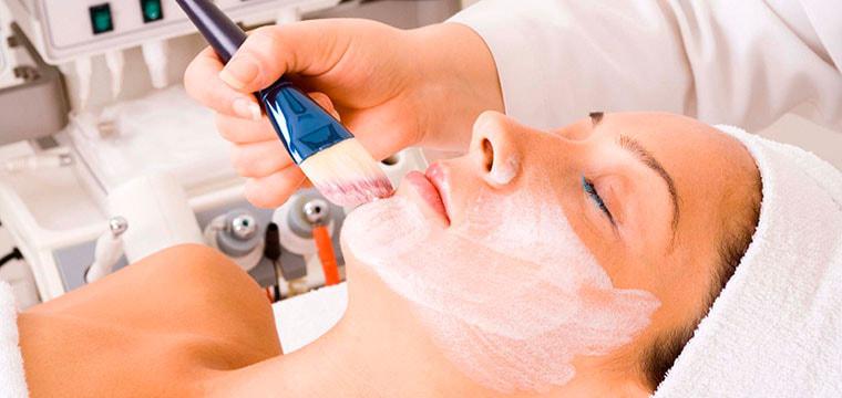 Пилинги: эффективная процедура омоложения кожи