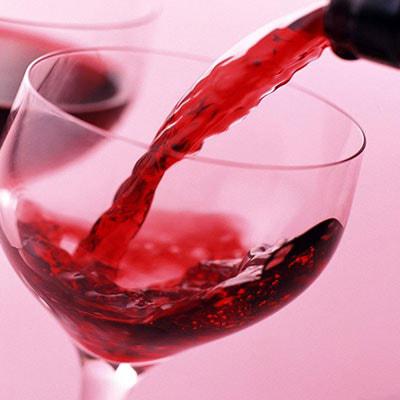 Употребление алкоголя приближает инсульт на 15 лет