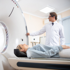 МРТ под седацией (наркозом) взрослым и детям