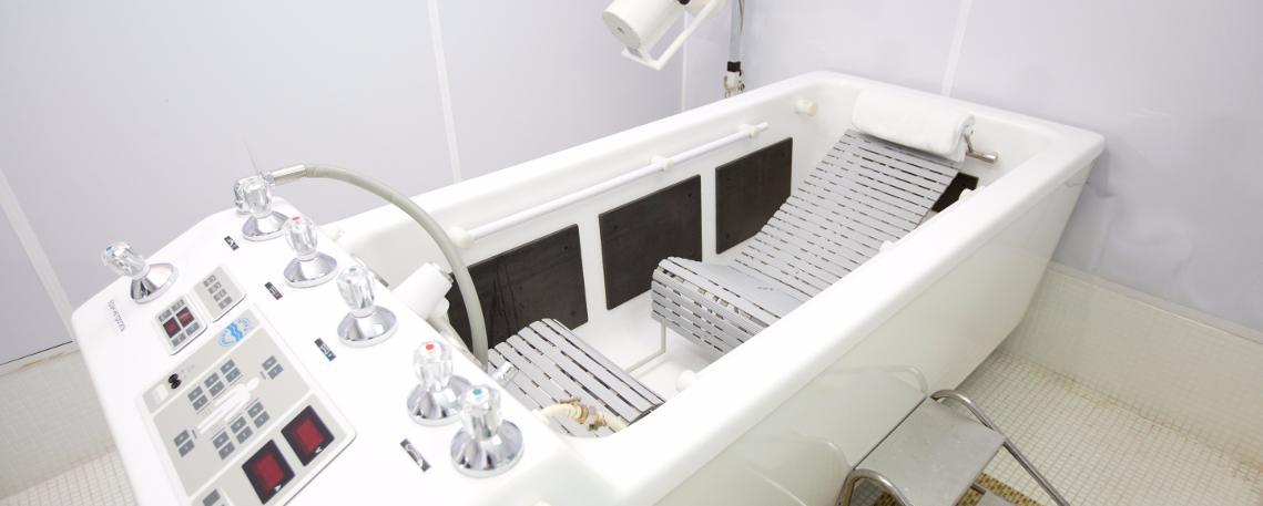 Ванна для подводного массажа Caracalla «Unbescheiden Baden-Baden GmbH»