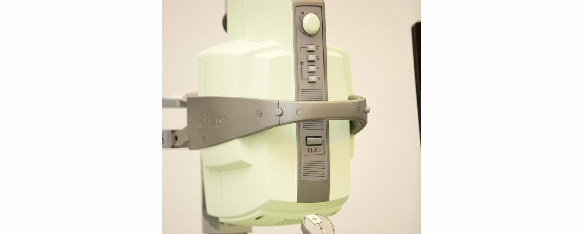 Лазерный фотокоагулятор с навигацией NAVILAS