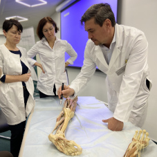 В ГУТА КЛИНИК прошел мастер-класс «Постановка руки при лечении спастичности у взрослых»